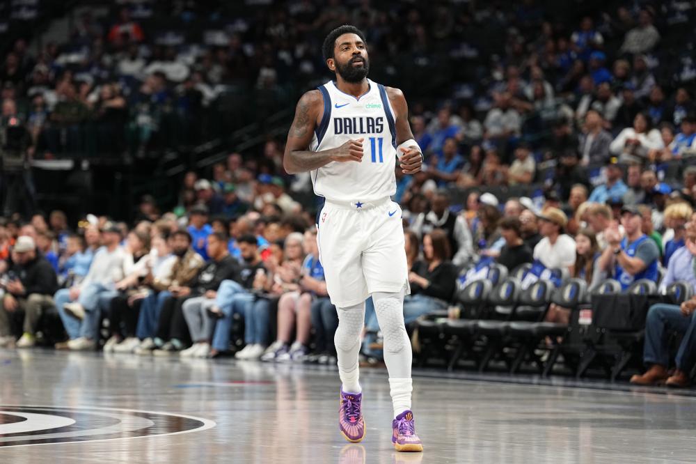 中国队员必 中国队员必